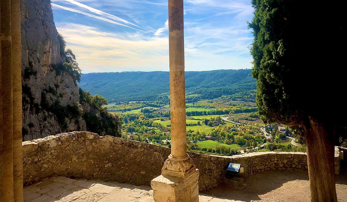 Welcome to Moustier-Sainte-Marie